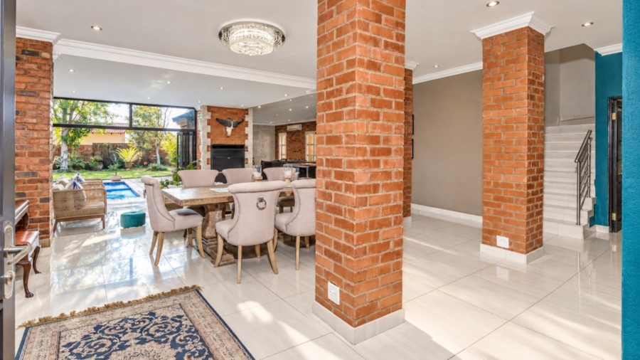 5 Bedroom Property for Sale in Xanadu Nature Estate North West